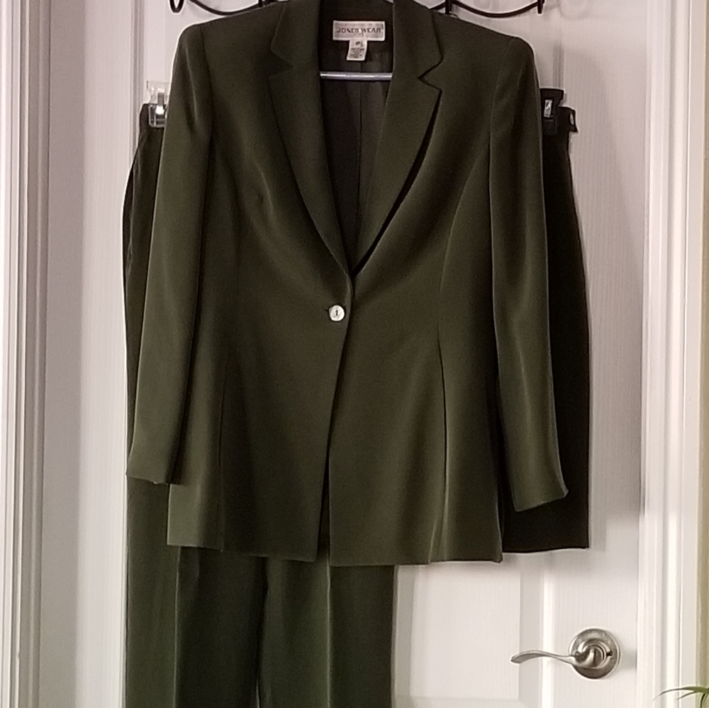 Womens Suit